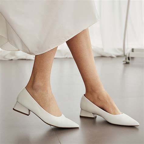 12 Types Of Business Casual Shoes For Womens Outfits
