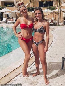 Jessie James Decker 32 And Her Friend Pose In Bikinis During Their