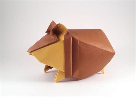 How To Make An Origami Pig Out Of A British Banknote