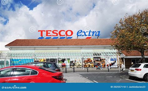 Tesco Extra Supermarket Uk Editorial Stock Photo Image Of Retail
