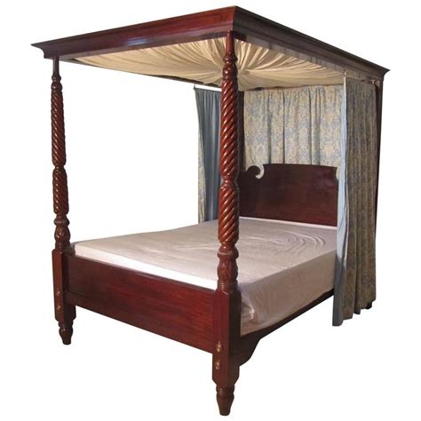 Victorian Mahogany Four Poster Bed Large Size With Sunburst Canopy Bei