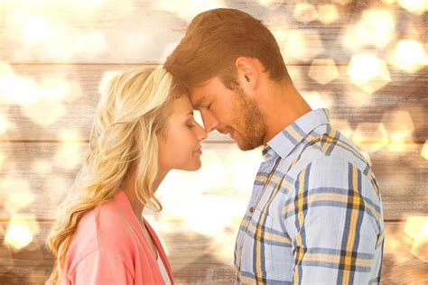 Hochzeitstag einzigartige sprüche, die sie an das glückliche ehepaar verschenken können? 5. Hochzeitstag Sprüche: Die schönsten Glückwünsche zur ...