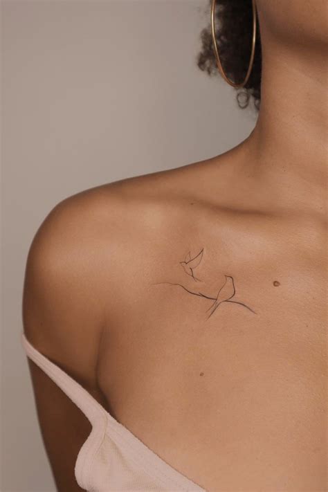 55 Meaningful Fine Line Tattoos For Minimalist Women