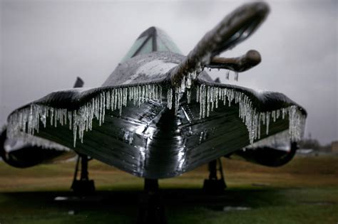The jet that many nations feared. Military Fighter Jets: Lockheed SR-71 Blackbird