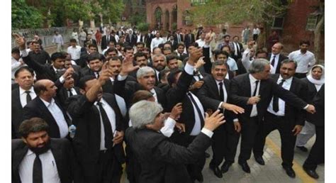 Lawyers Observe Strike For Lahore High Court Bench Urdupoint