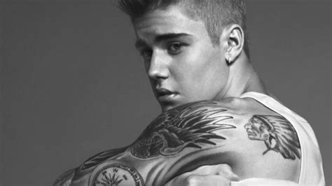 Justin Bieber Debuts As Calvin Klein Underwear Model Cbc News