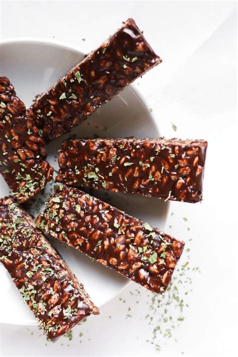 In this easy dessert, velvety smooth chocolate sits on top of a thick layer of peanut buttery goodness. No-Bake Mint Chocolate Chip Bars | Recipe | Chocolate chip ...