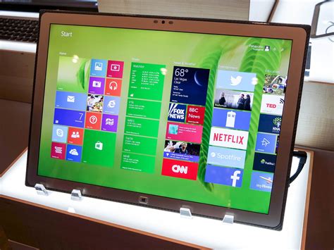 Check Out This 6000 Panasonic Windows Tablet With A 4k Display