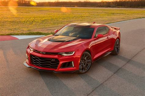 Used 2019 Chevrolet Camaro Zl1 Review Edmunds