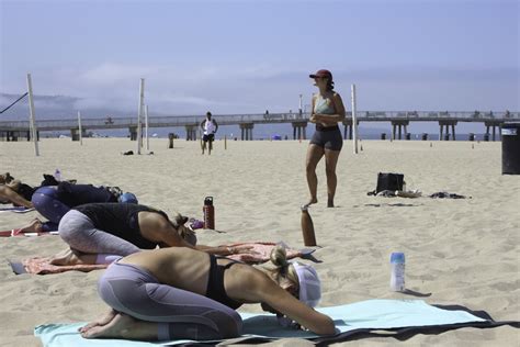 Gyms Hair Stylists Get Hermosa Beach City Okay To Work Outdoors Easy Reader News