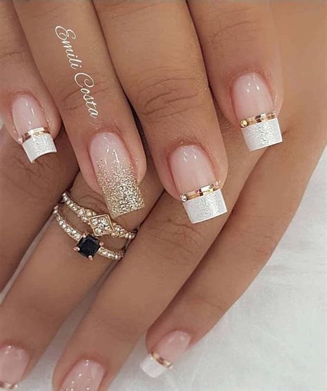 Son uñas descoloridas que pueden tener componentes blancos y amarillos. Moda Para Meninas on Instagram: "inspiração # ...