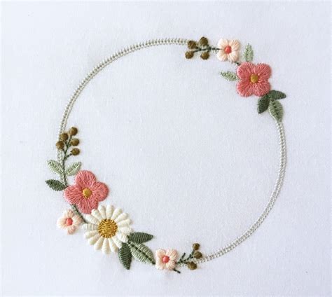 Machine Embroidery Design Boho Flowers Wreath Dainty Floral Wreath Fl