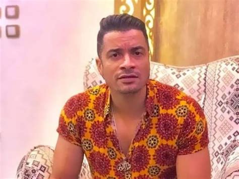 و هذه ليست القضية الوحيدة التي يواجهها شاكوش مع مدين فبعد بنت الجيران قدم شاكوش وحمو بيكا ونور التوت مهرجان انتي ليكي غلاوة خاصة تصريح غريب لـ محسن جابر عن أغنية حسن شاكوش وياسمين رئيس حبيبتي. حسن شاكوش: بنت الجيران يتم تدريسها في المدارس | توك شو ...