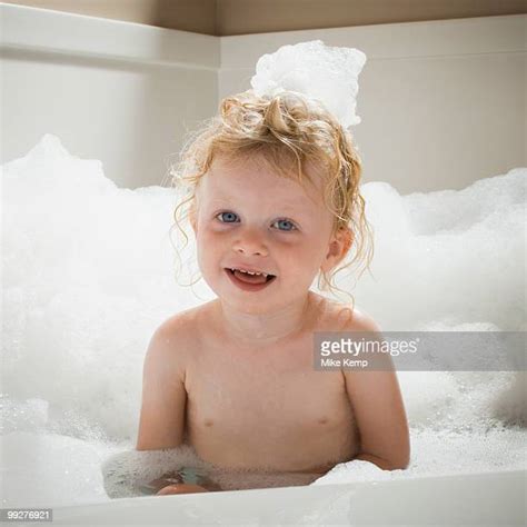 Bubble Bath Time Photos And Premium High Res Pictures Getty Images