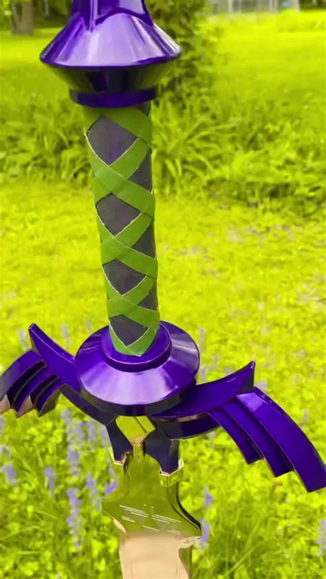 i wanted to share this video of the master sword replica i made