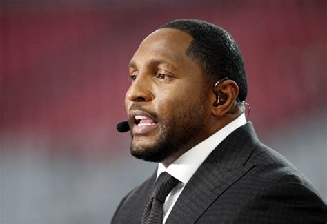 Ray Lewis Blames Colin Kaepernicks Girlfriend For Qbs Lack Of Nfl