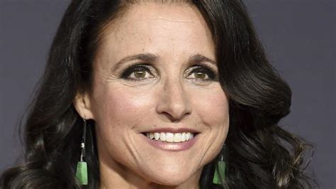 Julia Louis Dreyfus Diagnosed With Breast Cancer A Day After Emmy Win