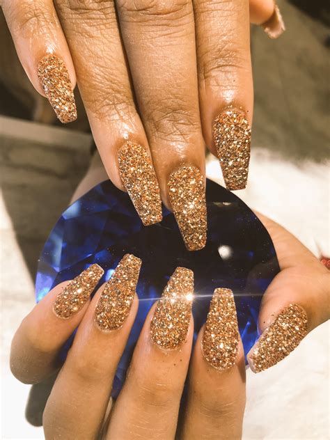 أميرة Hot Nails Fake Nails Hair And Nails Gold Acrylic Nails Gold