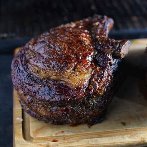 Prime rib roast with vegetable puree. Smoked Prime Rib -- Recipe, Video Tutorial, and Wine Pairing