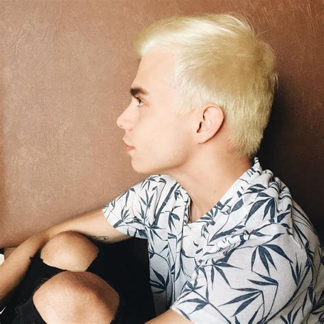 Cool Examples Of Stunning Bleached Hair For Men How To Care At