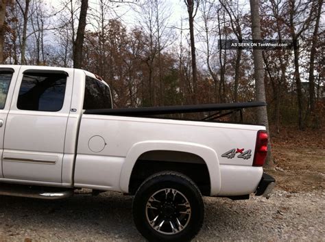 2005 White Chevrolet 2500hd Duramax