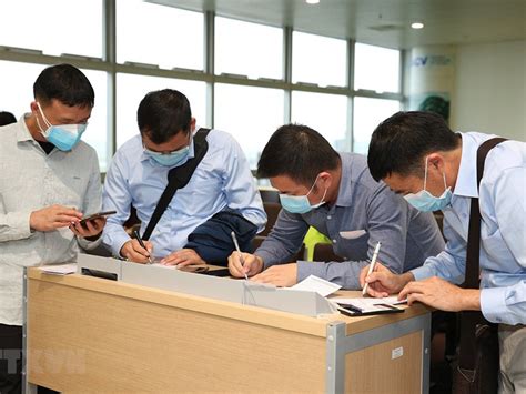 Trường hợp kê khai thay đổi về nhân thân (họ, tên đệm, tên; Thực hiện khai báo y tế đối với CBNV VNA | Tin tức ...