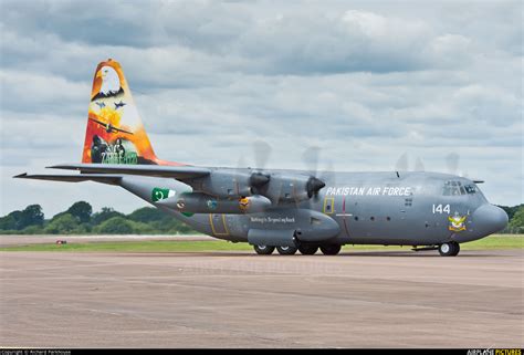 The aircraft is capable of operating from rough, dirt strips priority for replacement will be combat delivery aircraft. 144 - Pakistan - Air Force Lockheed C-130B Hercules at Fairford | Photo ID 748077 | Airplane ...
