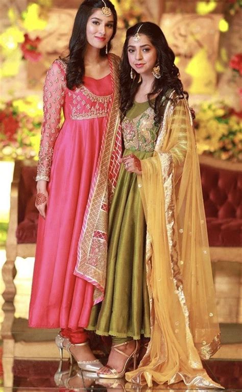 Brides Cousins Shadi Dresses Pakistani Outfits Desi Dress