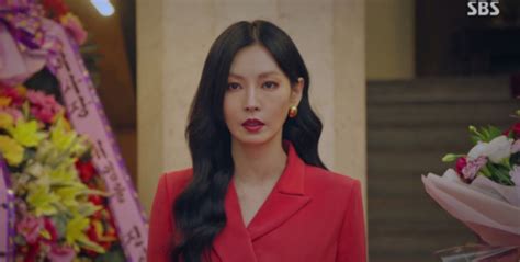 뉴스엔tv 펜트하우스 시즌3 '유진·김소연·이지아·윤주희·김현수' 제작발표회 출근길 play 0. '펜트하우스' 김소연 상간녀 뜻, 희대의 '악녀' 연기에 실제 ...