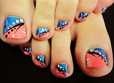 Mira estas faciles decoraciones de uñas para pies y manos de modernos modelos juveniles. Toe nails, uñas de pies decoradas, esmaltes | Imágenes de uñas decoradas, Uñas decoradas ...