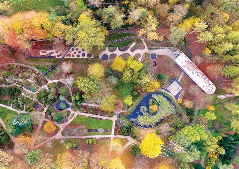 Landscape design ideas to transform your backyard or front yard. EUMiesAward