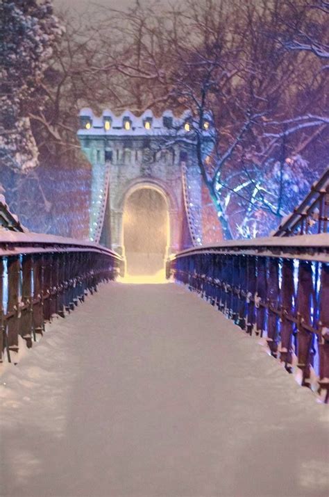Ploiești * wed 3:33 am: Suspended bridge - Craiova, Romania | Amen