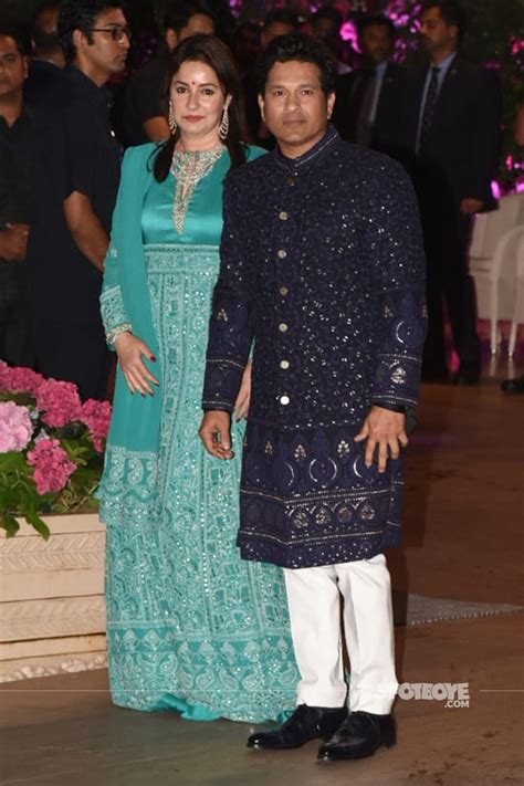 Nita ambani is married to mukesh ambani, the chairman and managing director of reliance industries (ril). Ambani Engagement Party: Ranbir-Neetu, Sachin-Anjali ...
