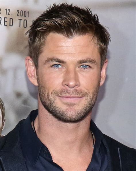 20 Best Chris Hemsworth Hairstyles Thor Haircuts For Men Mens Style