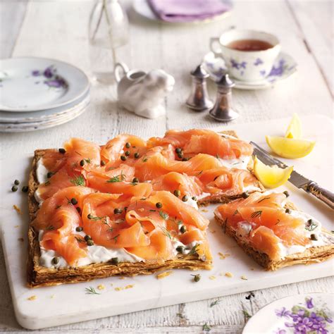 Smoked salmon tart - salmon recipe - easy salmon tart ...