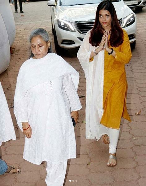 Pics Bollywood Stars At The Prayer Meet Of Shammi Aunty