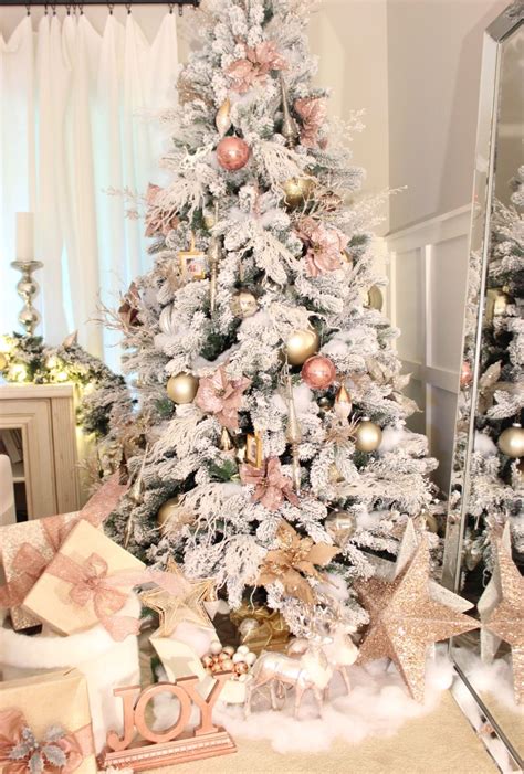 You name a shade of pink, and it has most likely been a recent trend in home decor. ElPetersonDesign Christmas 2016 | Rose gold christmas, Gold christmas tree decorations, Pink ...