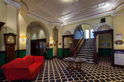 Prince Of Wales Hotel In Sefton Room Deals Photos And Reviews
