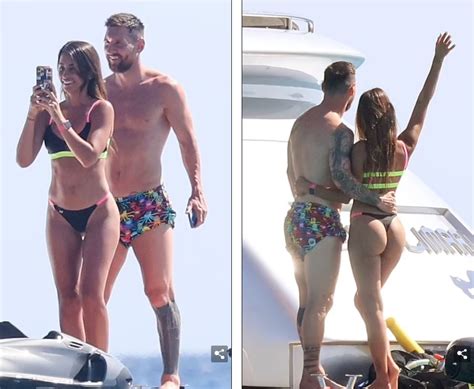 lionel messi and his wife antonella roccuzzo show off their incredible bodies to ibiza next mba