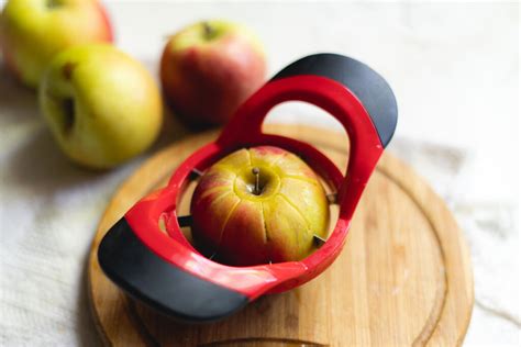 The 7 Best Apple Slicers For 2023 Minneopa Orchards