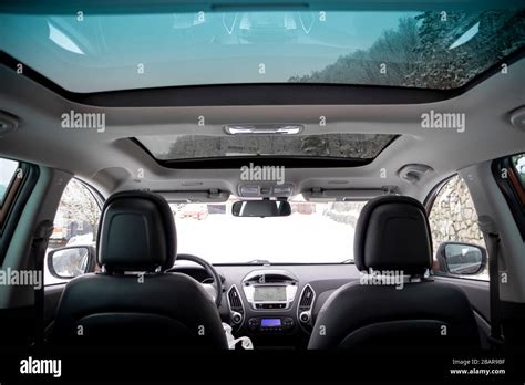 Panoramic View Inside Car Double Sunroof Hatch With Tinted Glass