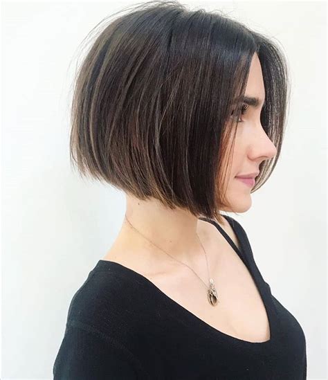 10 Trendy Straight Bob Hairstyles For Women Straight Short Haircut 2021