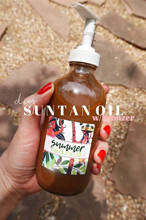 DIY Suntan Oil With Bronzer Sun Tan Oil Diy Tanning Oil Tanning Oil Homemade