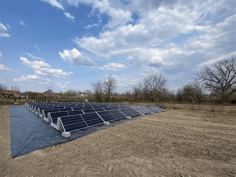 Impianto Fotovoltaico Realizzato A Terra Con Zavorre Gradi Sun Ballast
