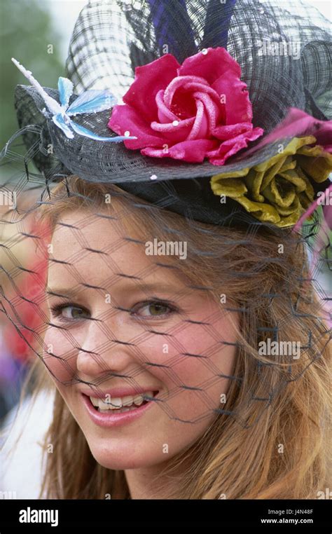 England Ascot People Royal Ascot Hi Res Stock Photography And Images