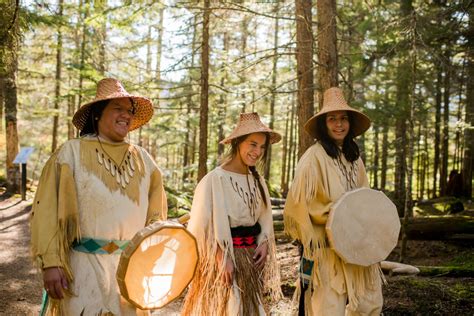 Les Peuples Autochtones Au Canada Indigenous Winter Experiences
