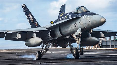 Navy Fa 18 Legacy Hornets Have Taken Their Last Cruise Aboard A Us