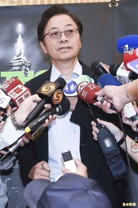 Jun 18, 2021 · 總統蔡英文於今日下午，接見台積電董事長劉德音和鴻海集團創辦人郭台銘，討論授權購買各500萬劑原廠bnt疫苗一事。會面時間約1個半小時，總統府. 被爆拿郭台銘500萬還說沒有要挺韓 張善政幕僚反擊 - 政治 - 自由時報電子報