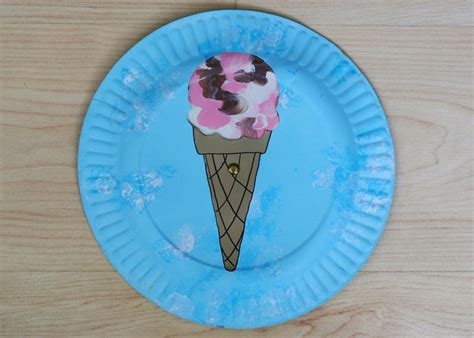 Colour Changing Ice Cream Paper Plate Craft