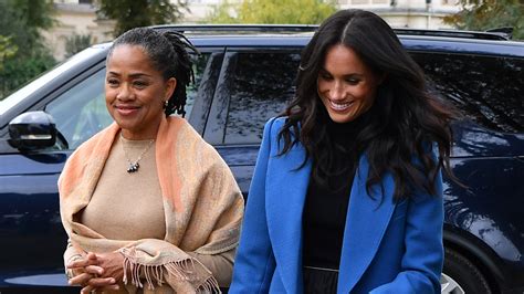 Meghan Markles Mom Returns To The Us After Being An Indispensable